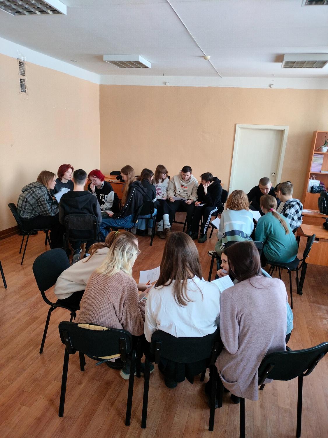 Цикл тренингов по программе «ЖИВИ» 