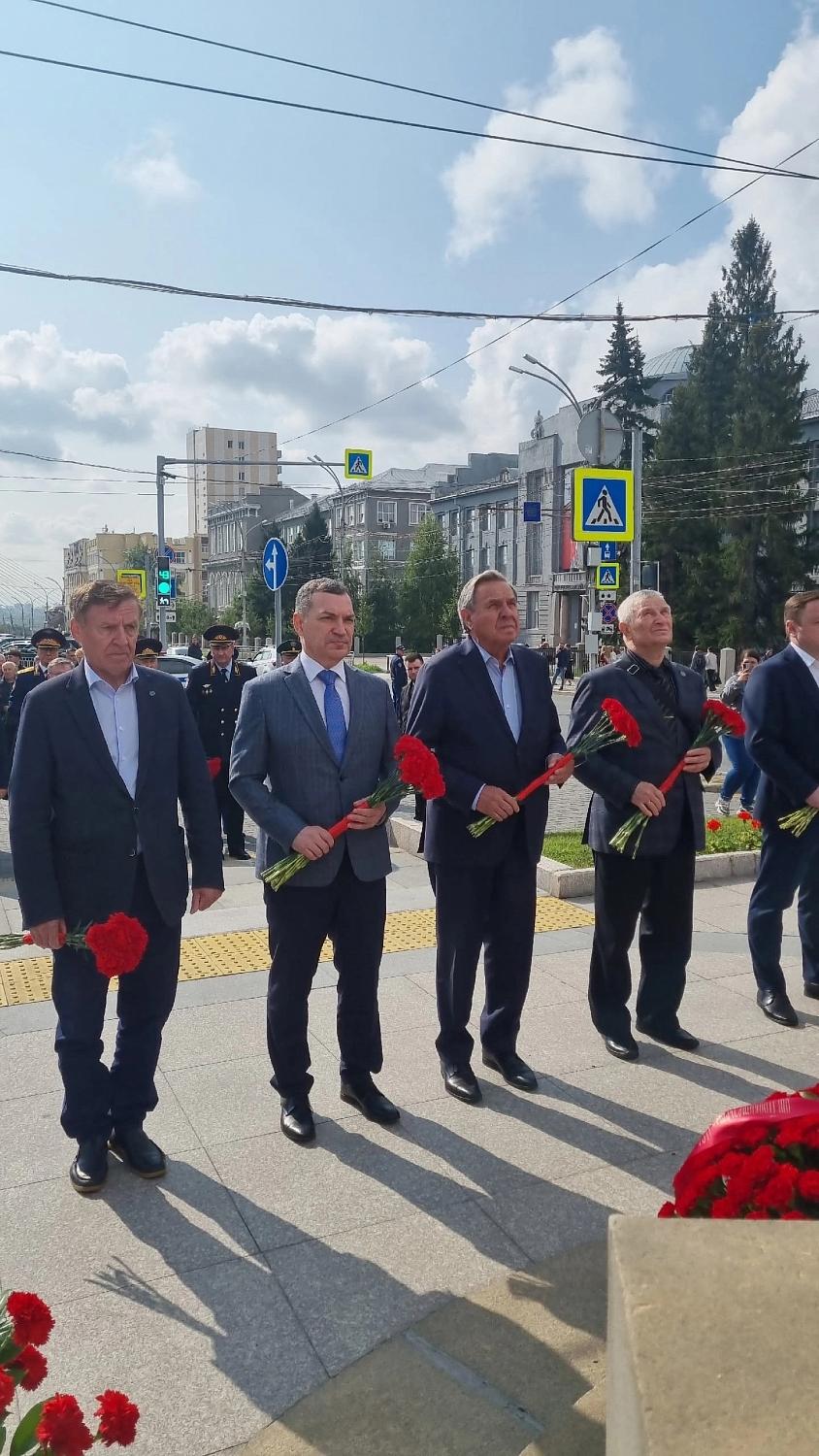 ПАМЯТЬ О ГЕРОЯХ В НАШИХ СЕРДЦАХ НАВСЕГДА!